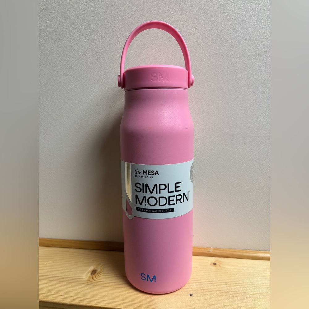 Simple Modern Mesa NWT Bubblegum Pink 34oz water bottle tumbler w/straw